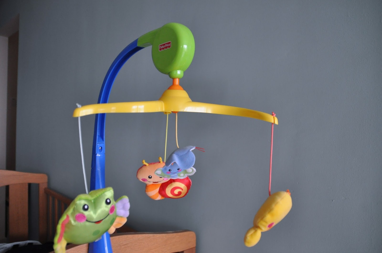 KamiJualBarang. 13 (Sold) FisherPrice Cot Mobile