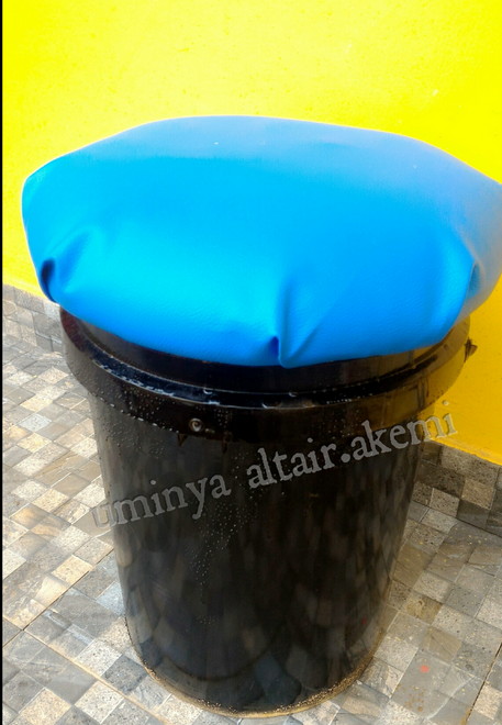 Cara Membuat Kursi Cantik Dari Kaleng Atau Ember Cat Bekas Dr Sampah