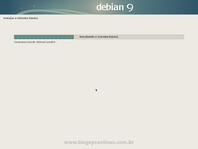 Aguarde enquanto o sistema básico é instalado