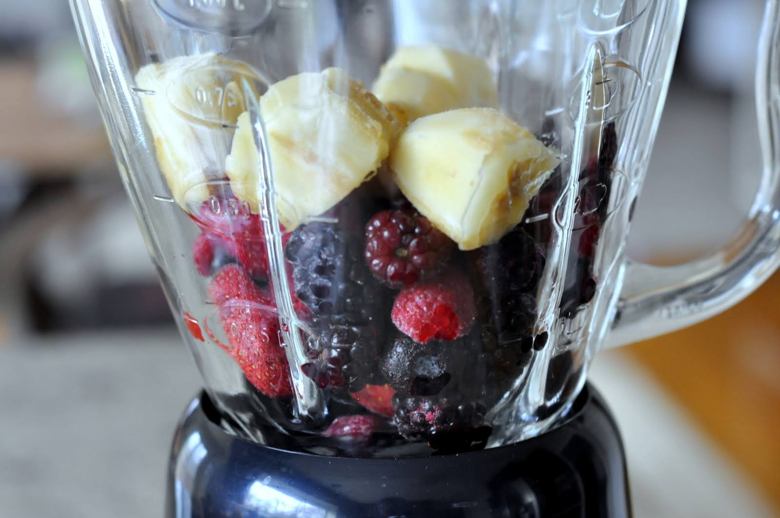 Mixed Berries & Açaí Frozen Smoothie Cubes