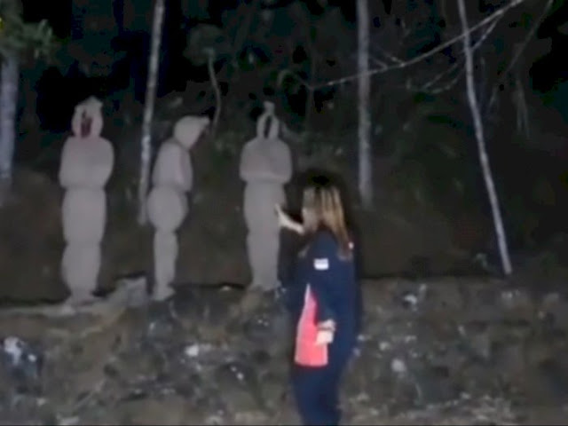 Penampakan 3 Pocong Penampakan 3 Pocong