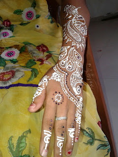 white henna art