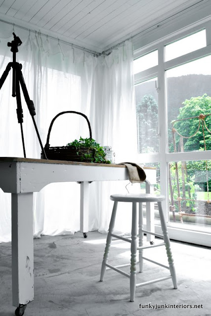 Make your own photo studio - reveal via Funky Junk Interiors