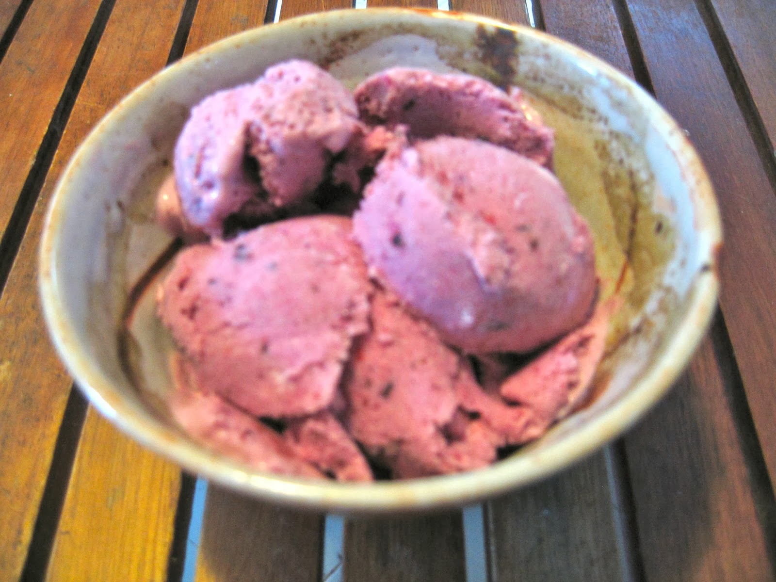 The Active Scrawler Allergy free creamy mixed berry ice cream recipe