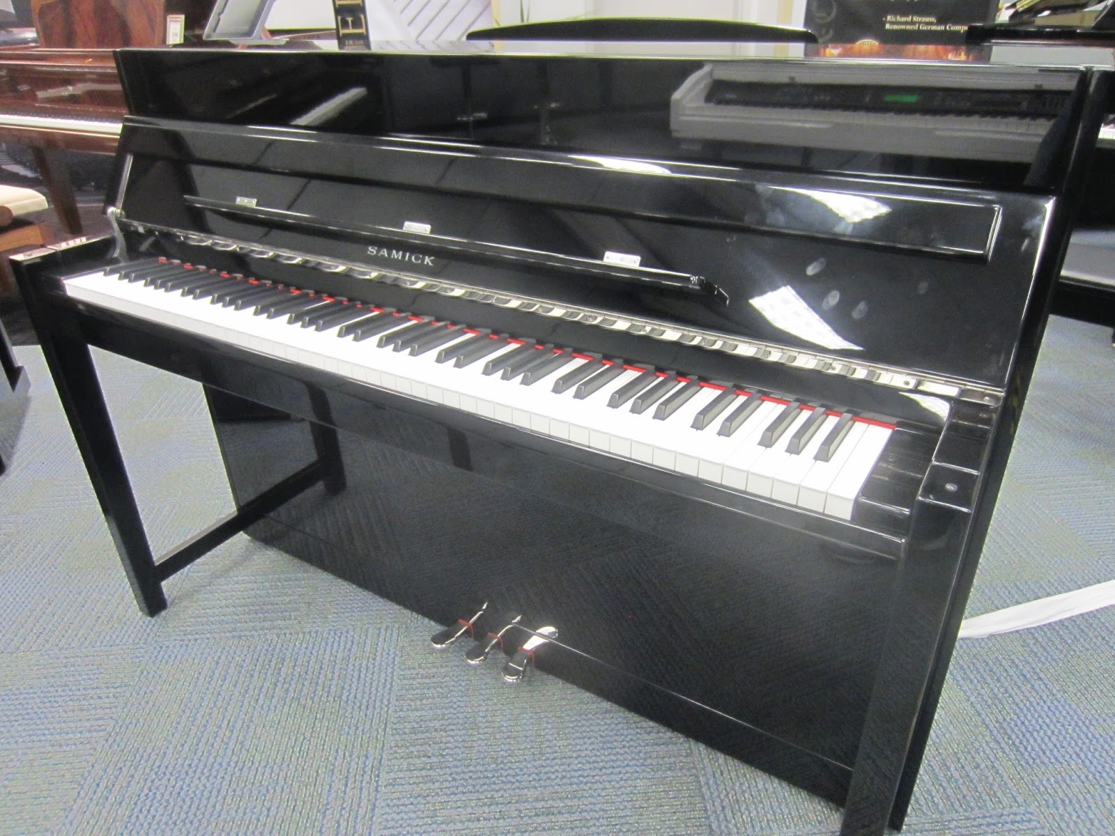 REVIEW - Roland HP504, HP506, HP508 Digital Pianos REVIEW - Roland HP504, HP506, HP508 Digital Pianos