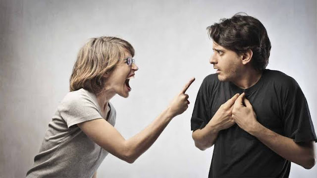 المرأة المتحكمة المرأة المتحكمة