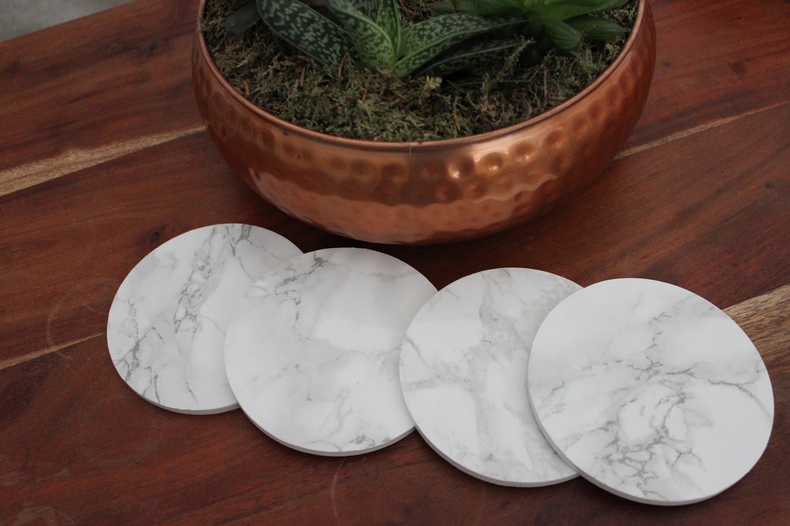 Five Minute Style DIY Marble Coasters