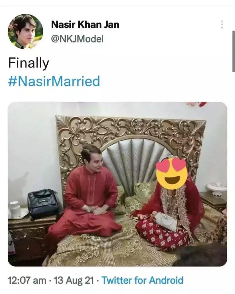 Nasir Khan Jan Wedding Pictures With His Wife