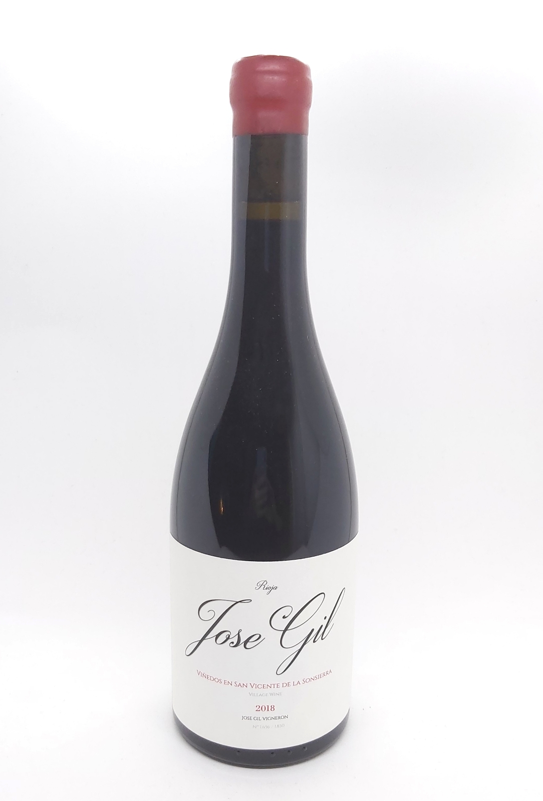 Jose Gil Viñedos en San Vicente de la Sonsierra 2018 Jose Gil Viñedos en San Vicente de la Sonsierra 2018. D.O.C. Rioja. Sibaritastur