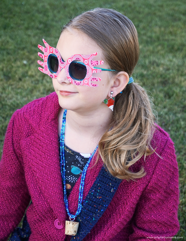 DIY Luna Lovegood Spectrespecs Straw Topper