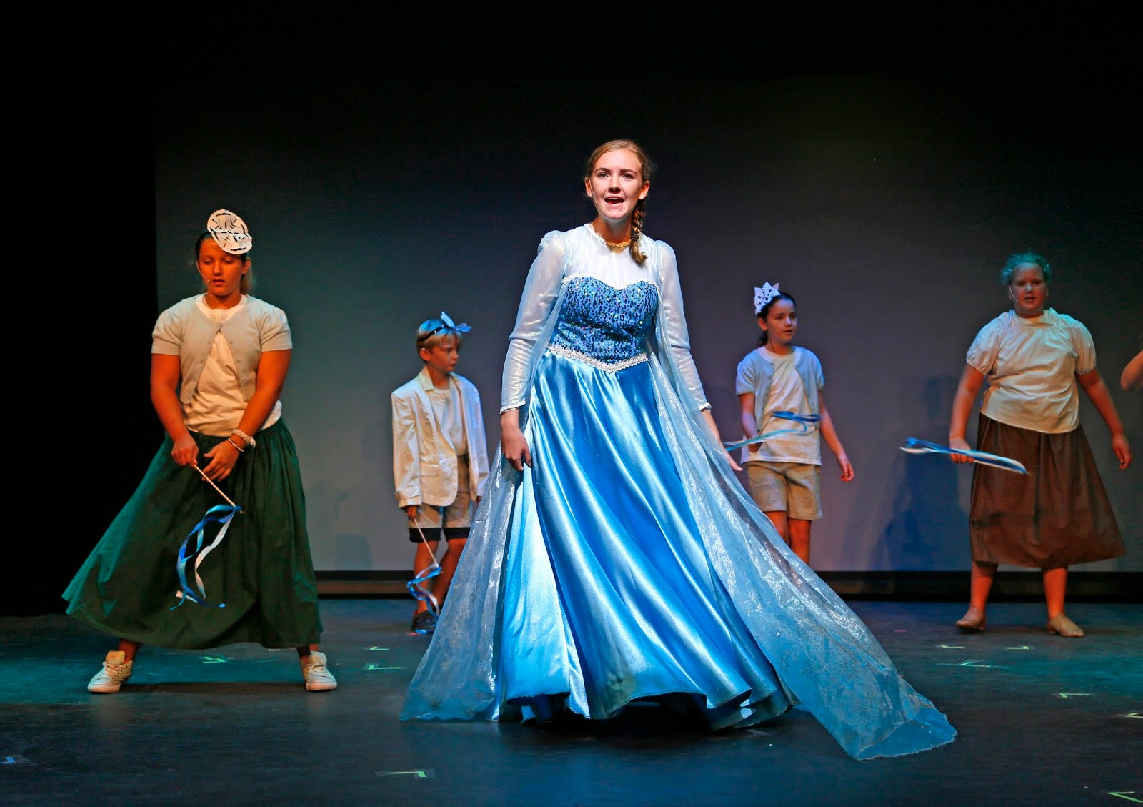 joe-s-retirement-blog-frozen-jr-cast-2-priscilla-beach-theatre