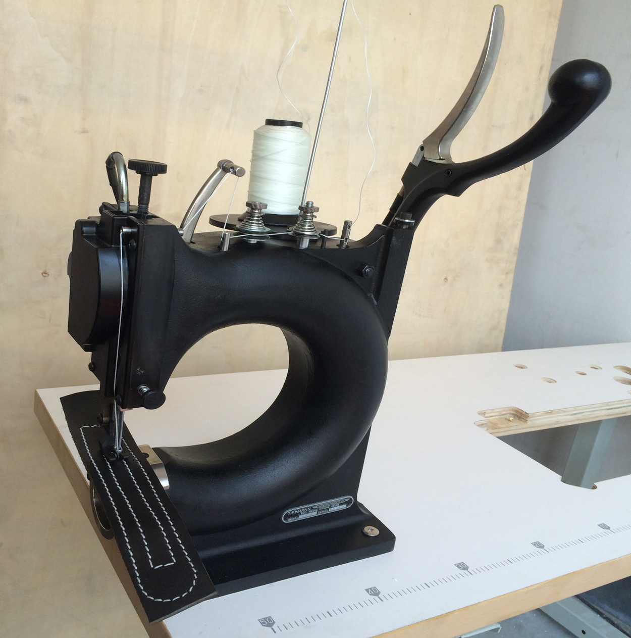 Manual Leather Sewing Machine