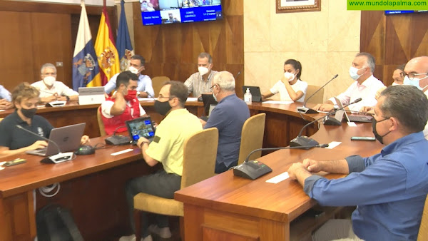 Los Reyes presiden el Comité Director del PEVOLCA y se reúnen con el Comité Científico Los Reyes presiden el Comité Director del PEVOLCA y se reúnen con el Comité Científico