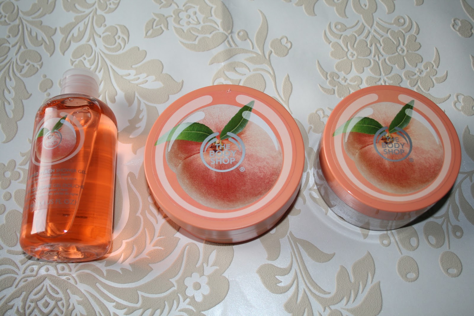 Love & Glamour: The Body Shop Vineyard Peach Body Butter*, Body Scrub ...