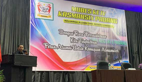 Hidayat Kembali Terpilih jadi Ketum Alumni SMA 6 Padang