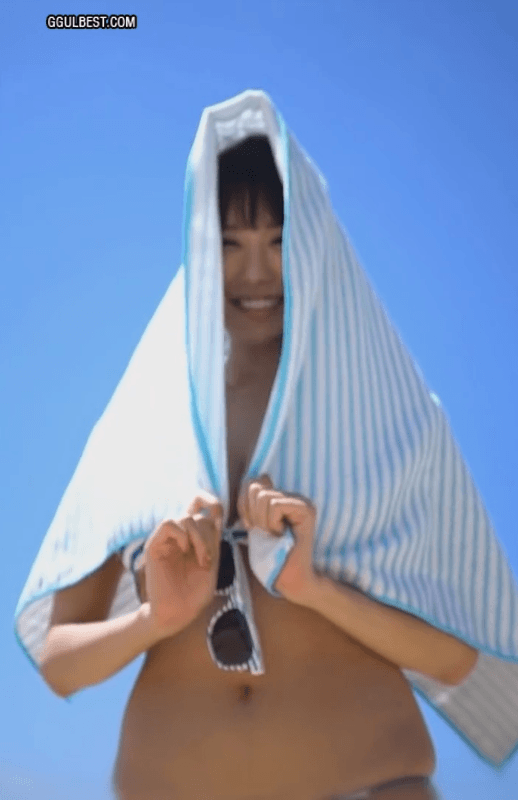 해변의 안자이 라라 비키니 - 디쁠