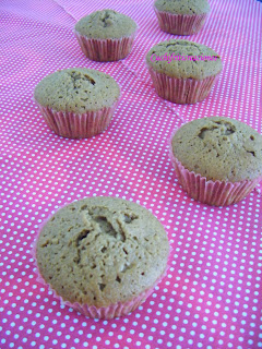 Muffins rellenos de chocolate fundido