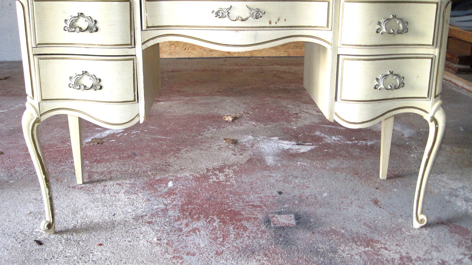 Can You Spray Paint Wood Furniture Paint Choices