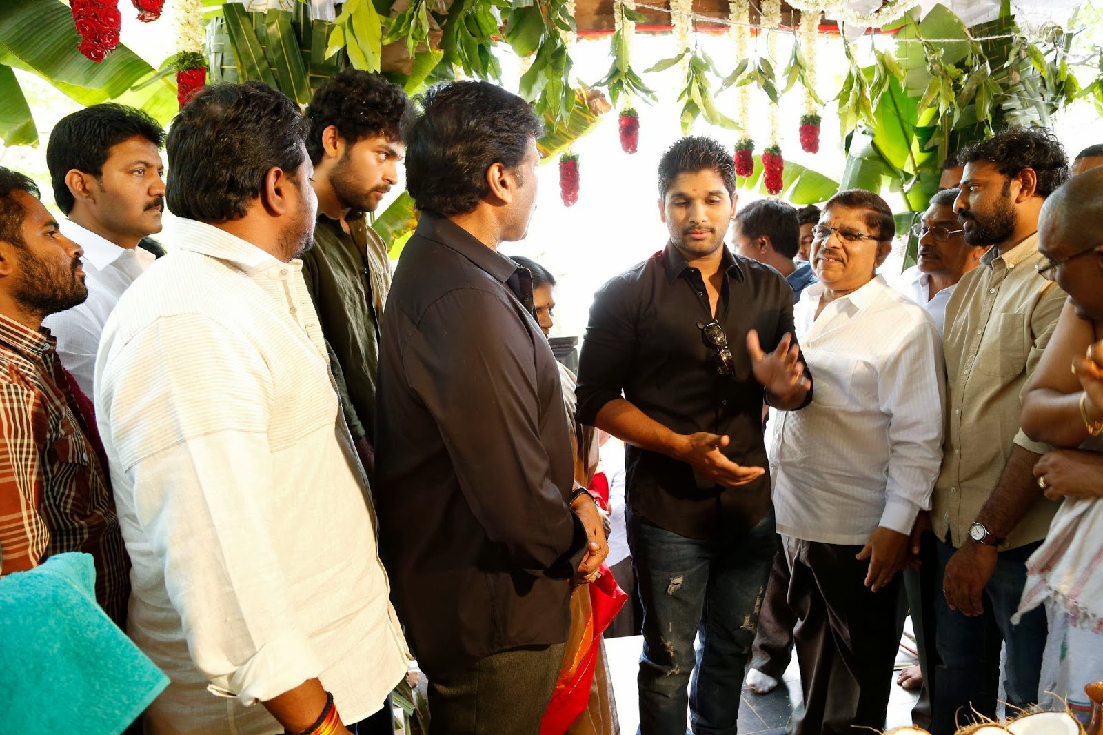 Pathuru sivalayam narasaraopet picture