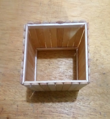 Membuat Kotak Permen Coklat Dengan Stik Es Krim