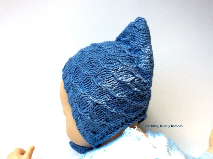 Con hilos, lanas y botones: DIY Capota pixie de punto para bebé (patrón gratis)