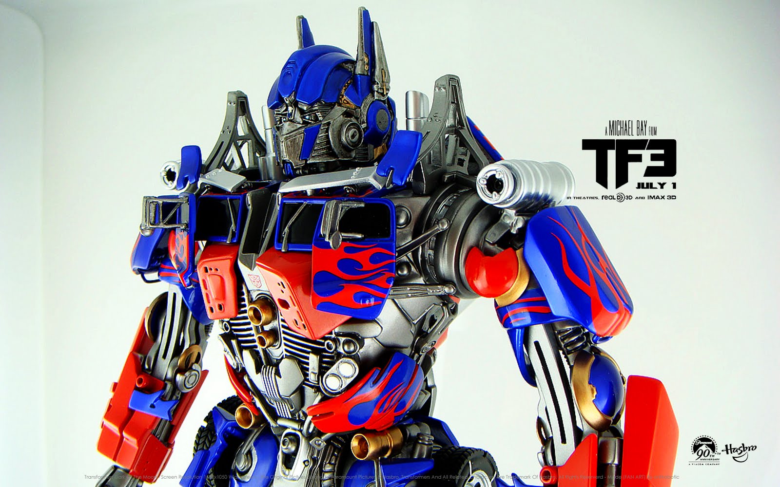 antirobotic Desktop Wallpaper Blogstation: TF3 : Dark Of The Moon - Optimus Prime TOY 1680x1050