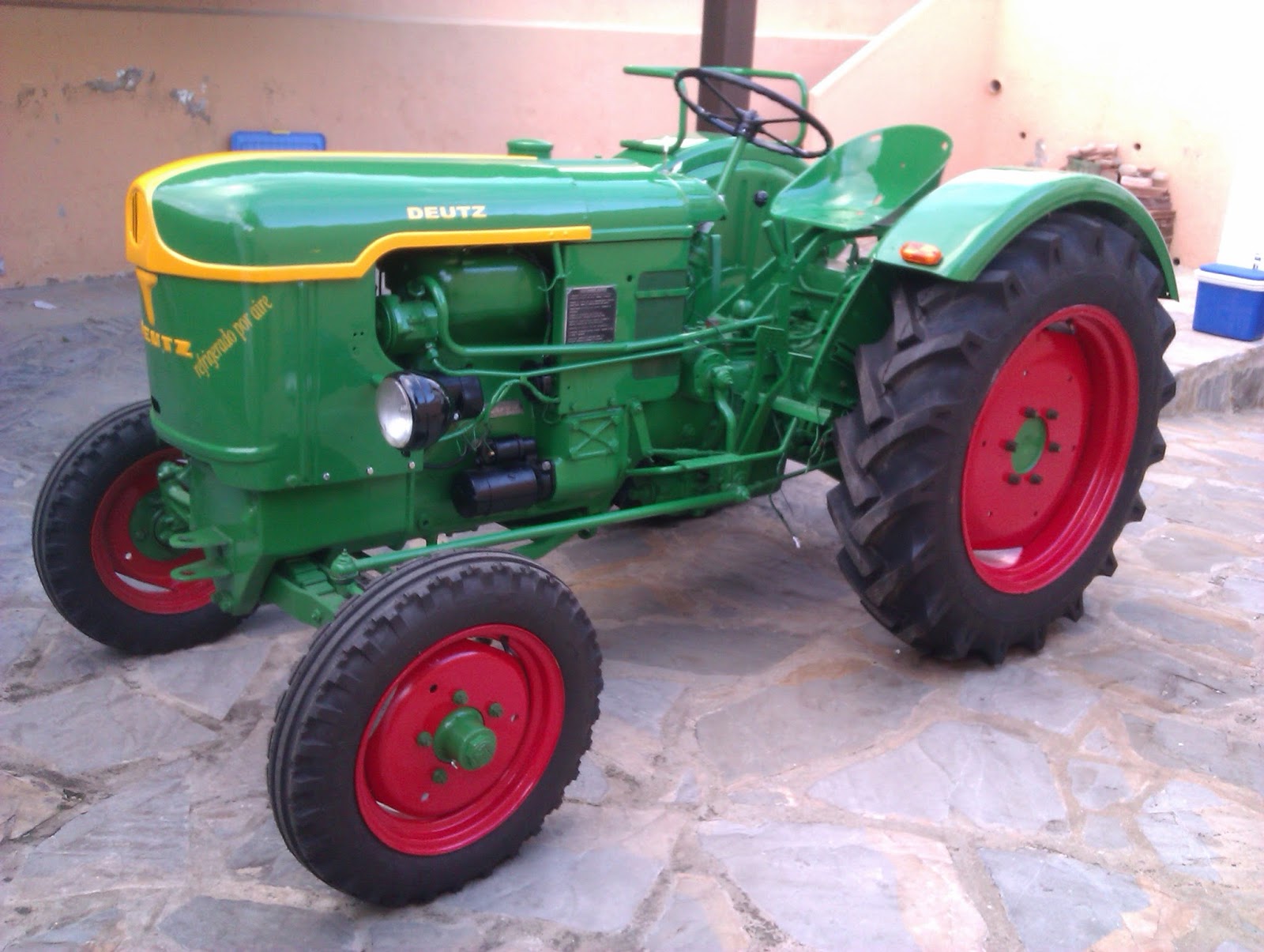 Asociación Andaluza Amigos del Tractor Agrícola: Restauración DEUTZ F2L