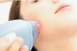 أضرار الليزر في إزالة الشعر أضرار الليزر في إزالة الشعر