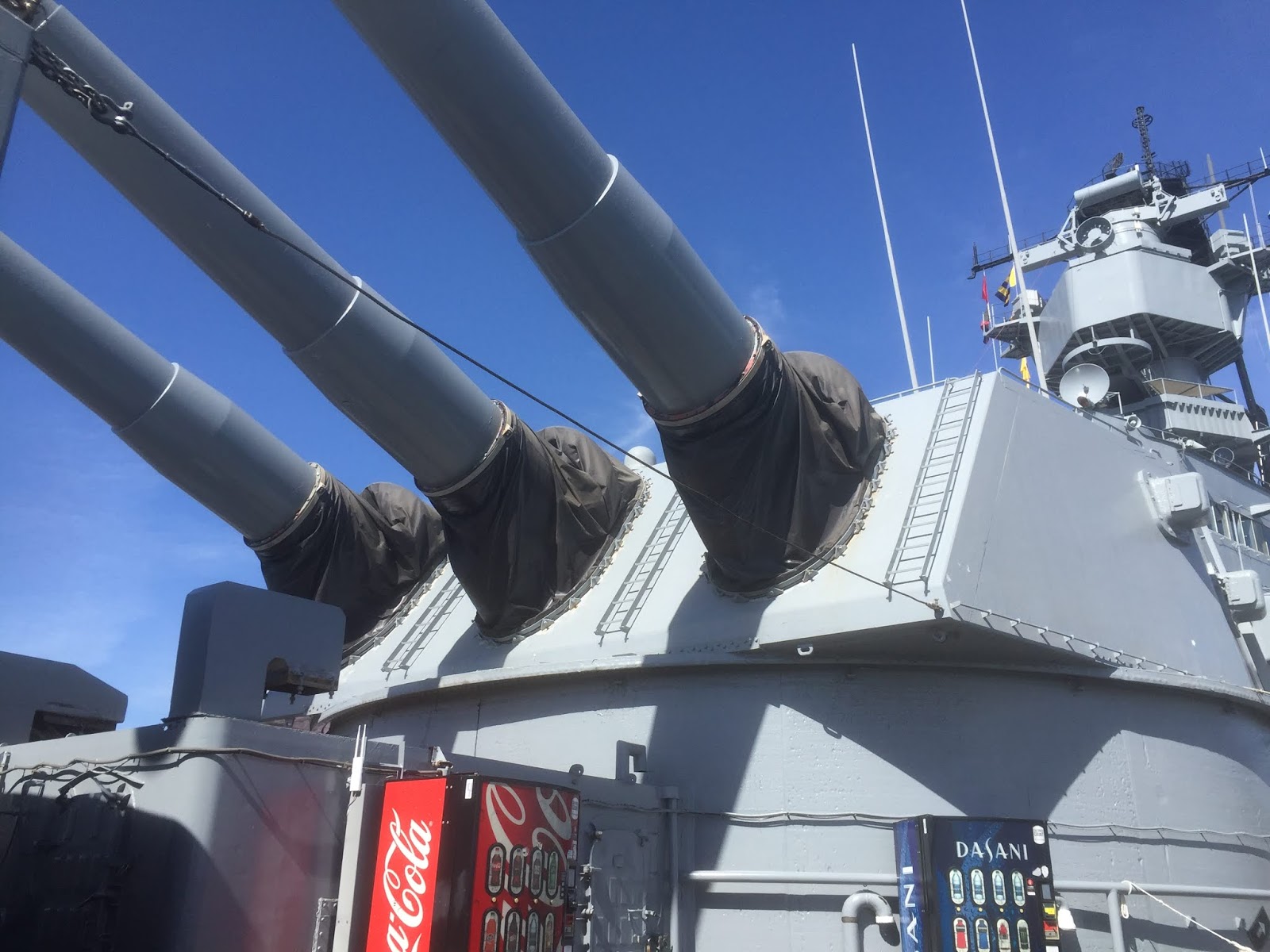 Disasters and Shipwrecks Explosion on the USS Iowa
