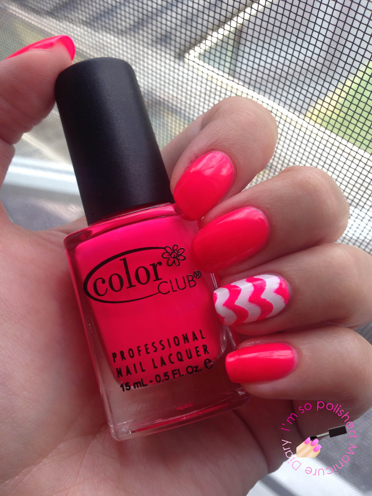 Manicure Diary: Color Club Jackie Oh! & Scallop Accent