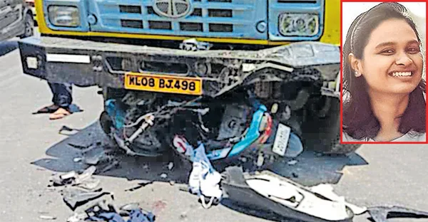 Woman dies in road accident, News, Local-News, Accidental Death, Woman, Dead Body, Hospital, Injury, Treatment, Husband, Kerala