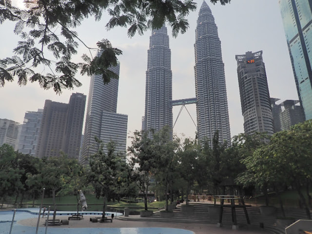 menara petronas malaysia