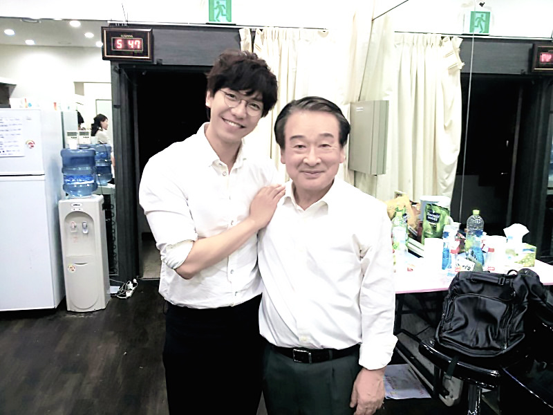 더킹 선배들 챙기는 이승기.jpg | 인스티즈