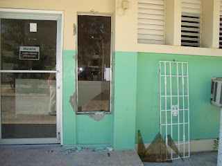 Desconocidos roban medicamentos de la farmacia del pueblo en Cabral