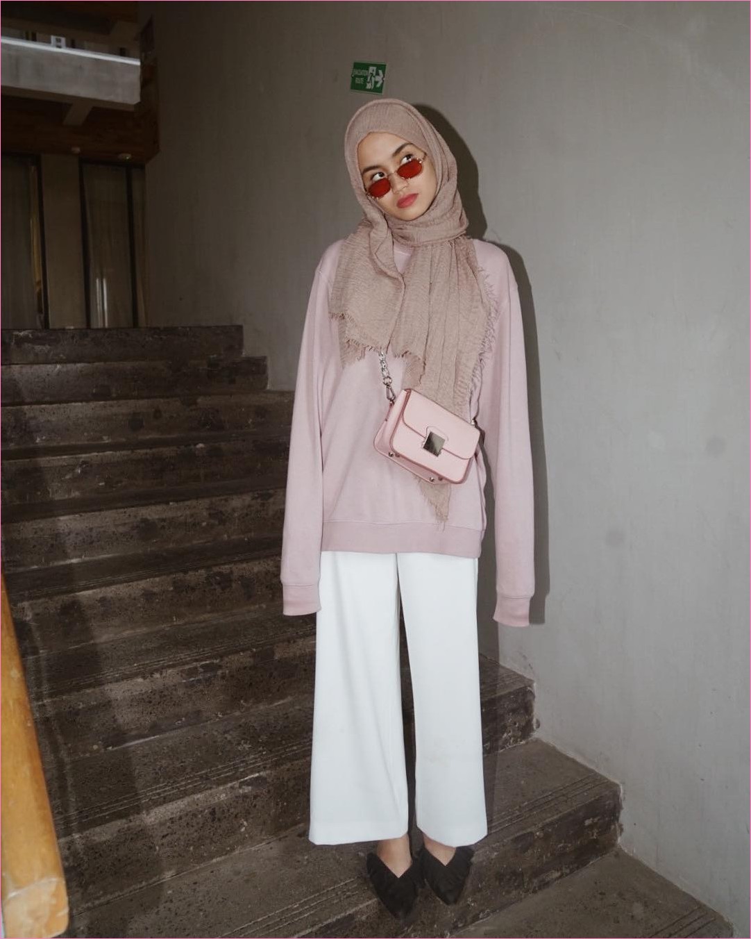 42 Outfit Untuk Remaja Berhijab Tubuh Pendek Modern 42 Outfit Untuk Remaja Berhijab Tubuh Pendek Modern