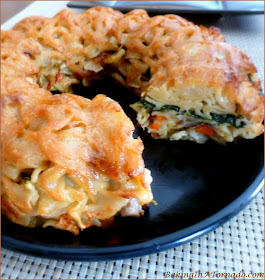 Noodle and Vegetable Strata has layers of noodles, vegetables and cheeses. Crispy on the outside, soft on the inside, as delicious as it is beautiful. | Recipe developed by www.BakingInATornado.com | #recipe #dinner