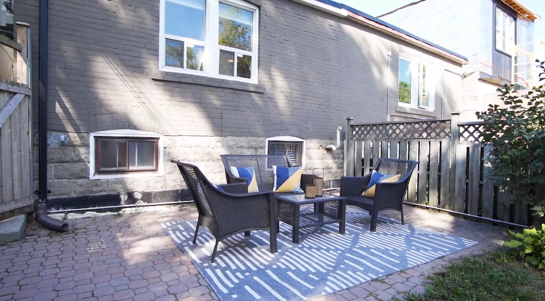 21 Photos vs. 311 Victoria Park Ave, Toronto Interior Design Home Tour