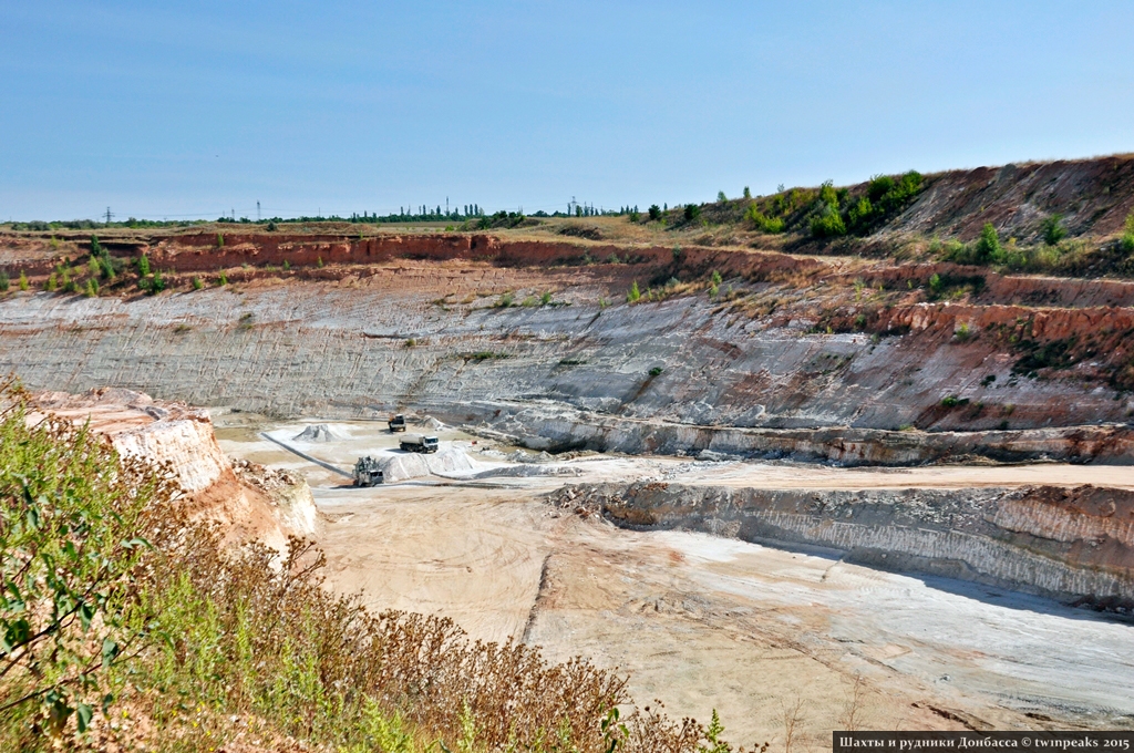 плетневское местородение нипса. месторождение гипса. месторождения гипса в россии. известковый карьер миасс. месторождения гипса в россии.