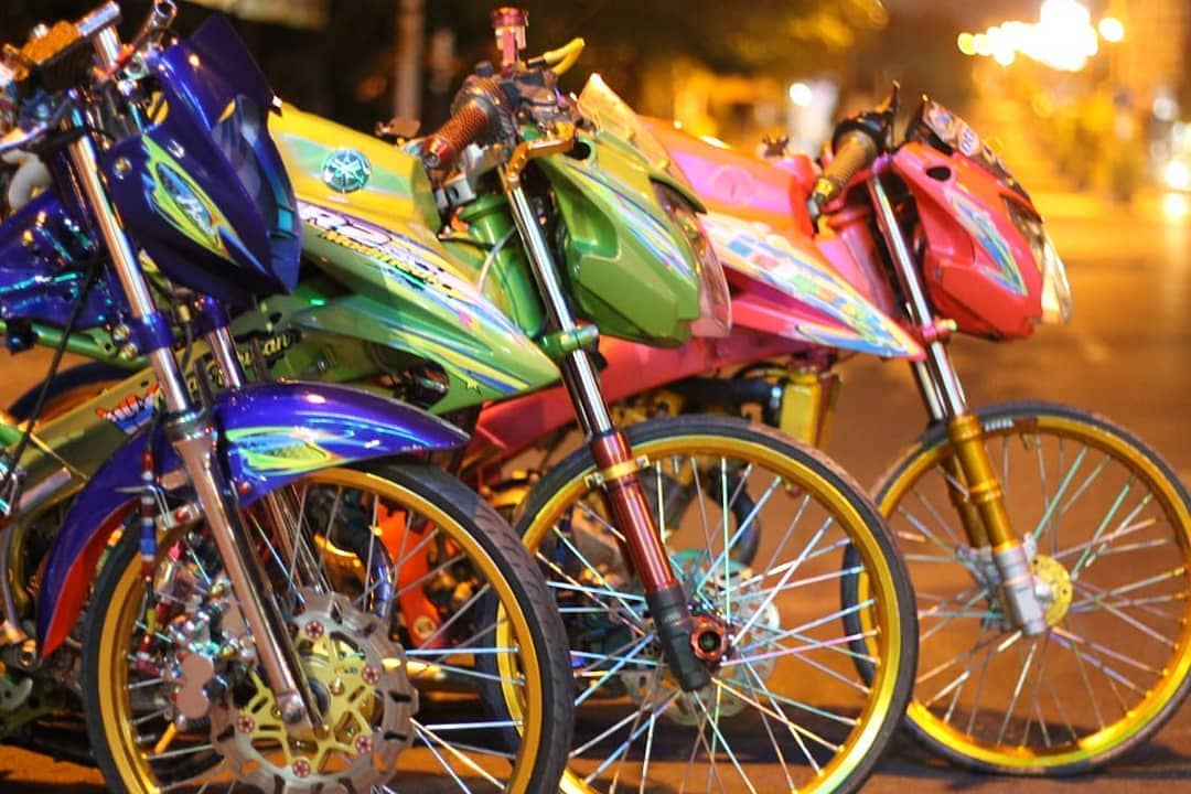 Modifikasi Motor Vixion Pelek Jari Jari Terbaru Dan Keren Racing 48