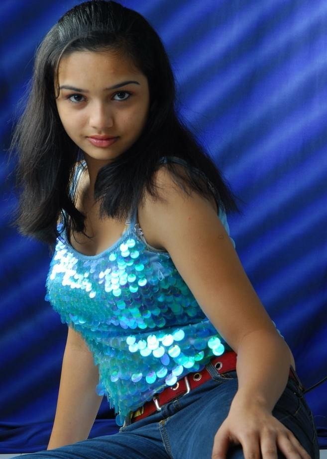 Latest Movie Masala Yamini Hot Photo Gallery 