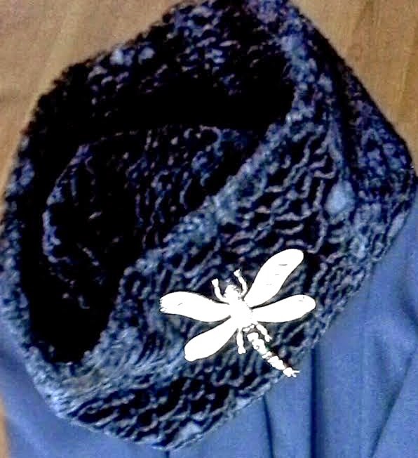 On my Chair, by Lu+3 Night with astrakhan collar