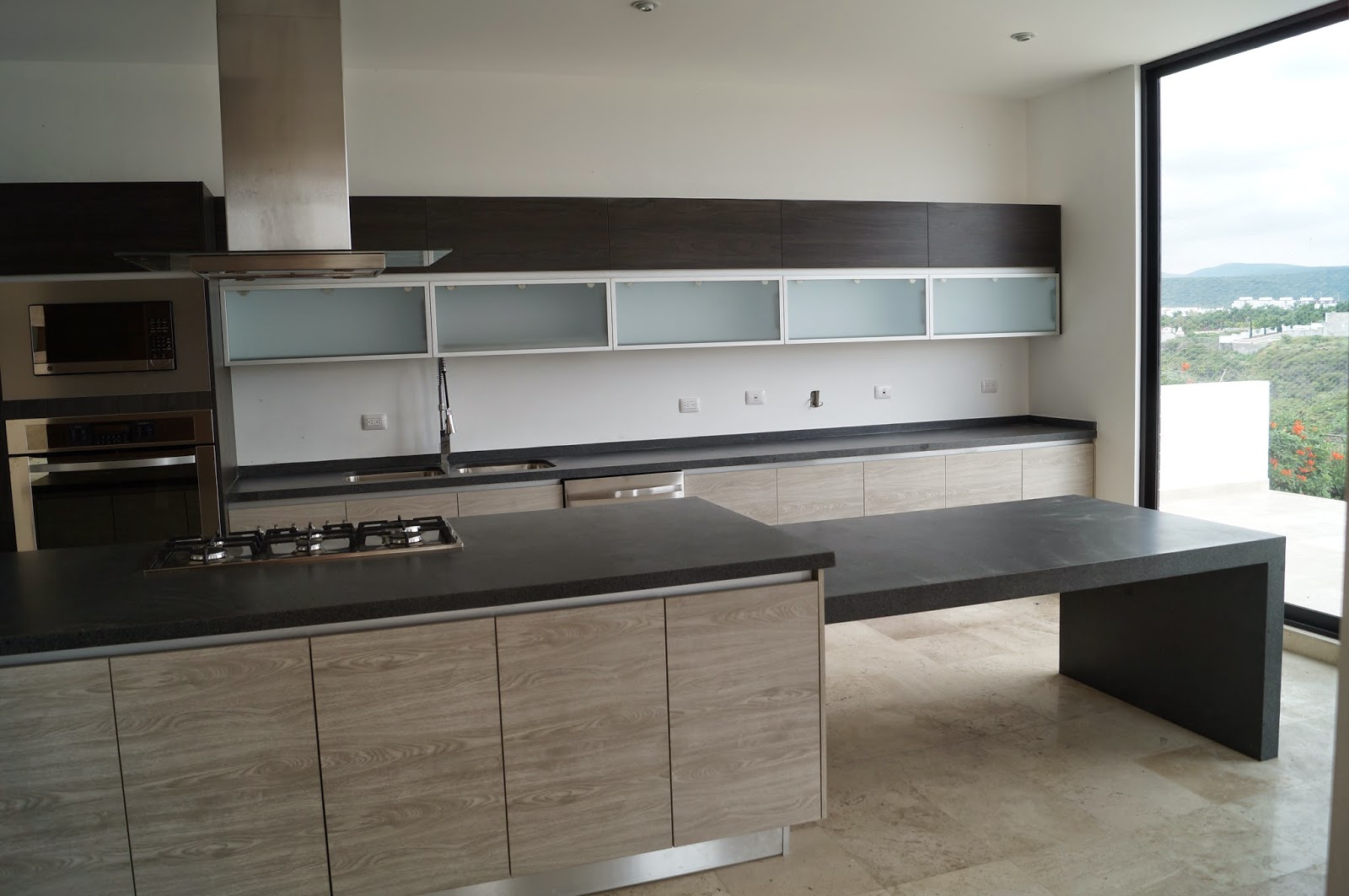 RAM-MINGRAM ergonomía y diseño: COMBINACIÓN DE COLORES Y TEXTURAS