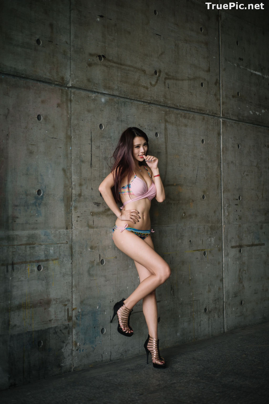 Image Taiwanese Model - 魏曼曼 (Amanda) - Bikini In The Room - TruePic.net - Picture-68