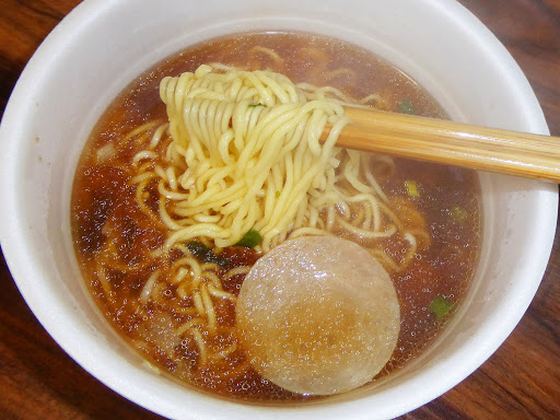 【サンヨー食品】飛騨高山 中華そば（カップ麺）