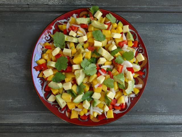 Ensalada De Aguacate Y Mango 
