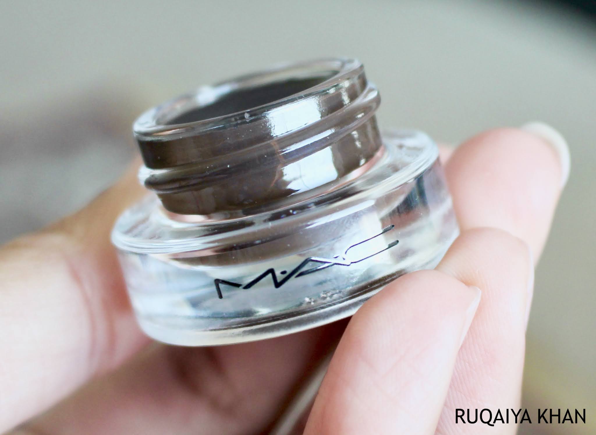 Ruqaiya Khan MAC Pro Longwear Fluidline Gel Eyeliner in Lowlights
