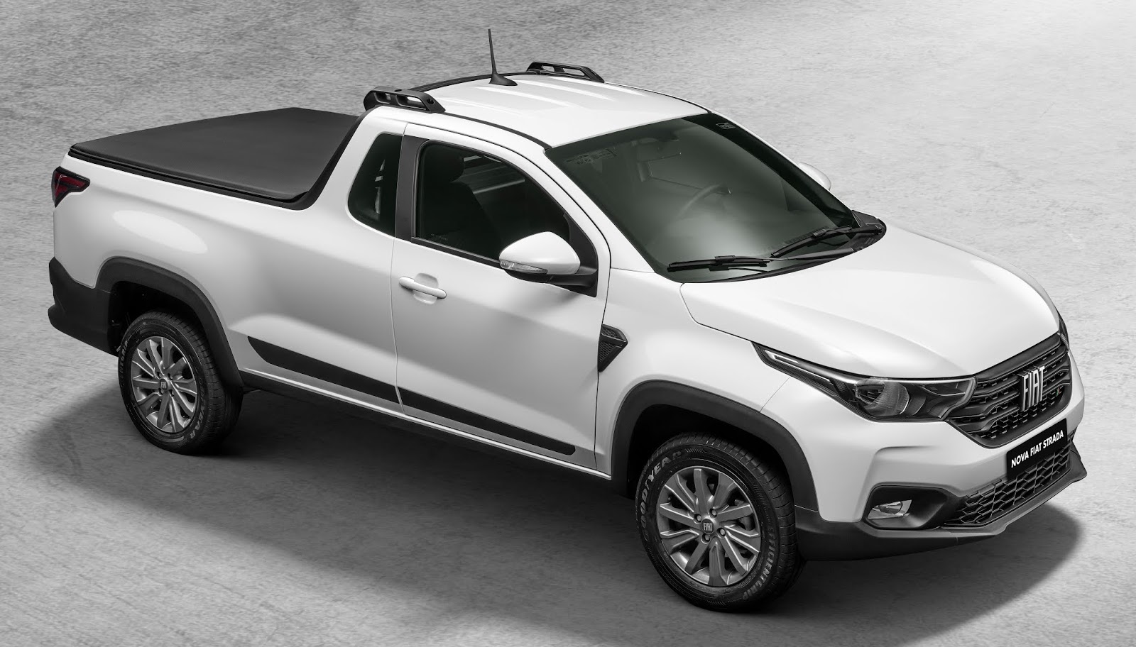 Nova Fiat Strada de cabine simples terá o nome "Cabine Plus"