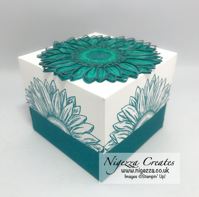 Nigezza Creates a Sunflower Gift Box