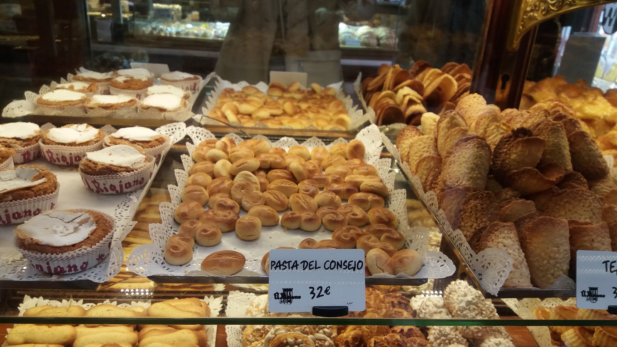 Donuts - Pastelería El Riojano