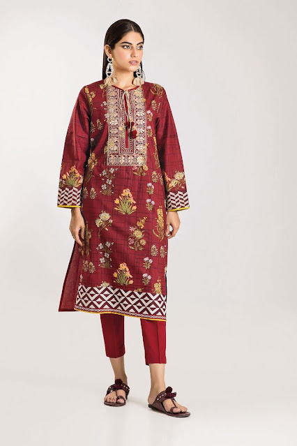 khaadi winter collection embroidred Red color 2 piece suit